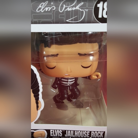 Elvis jailhouse rock funko 186 (nib) Brand new Elvis in jailhouse rock c… - Picture 3 of 7